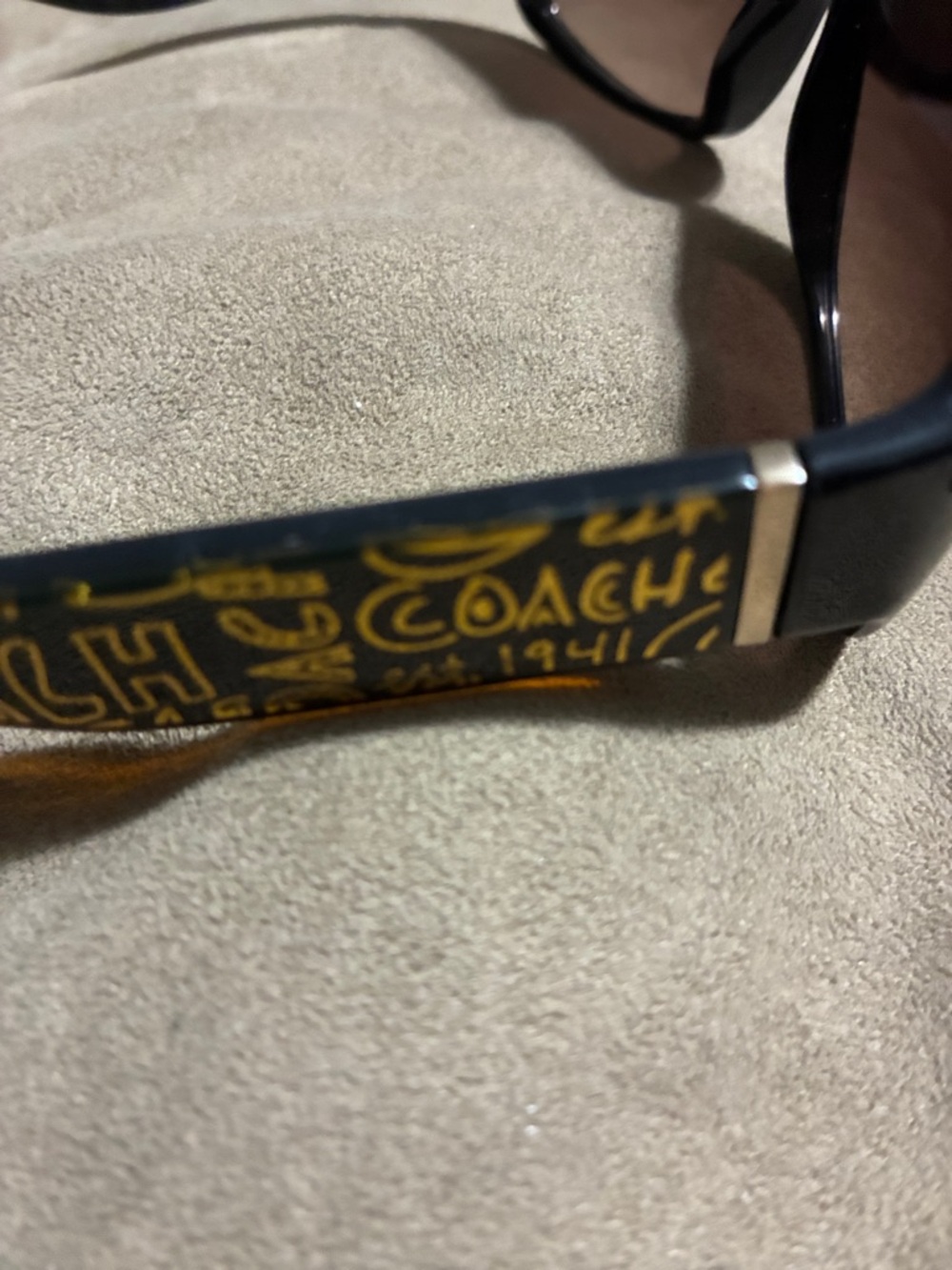 Coach sunglasses - Picture 3 of 4